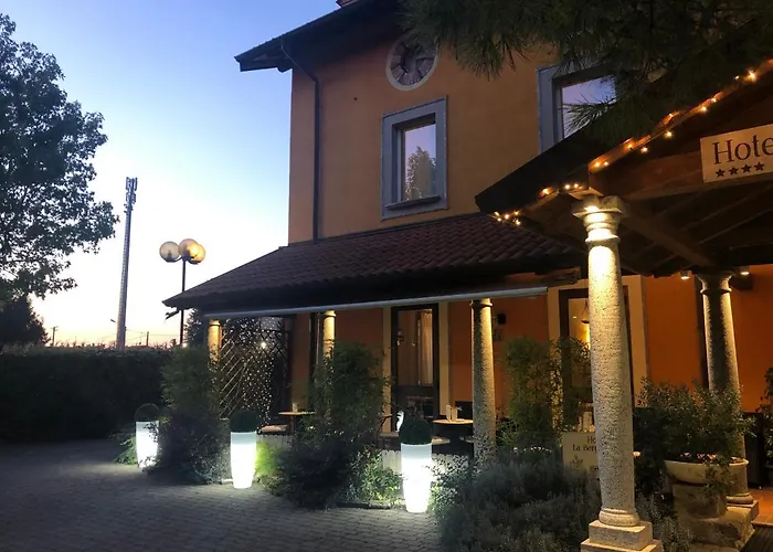 La Bergamina & Restaurant מלון 4*