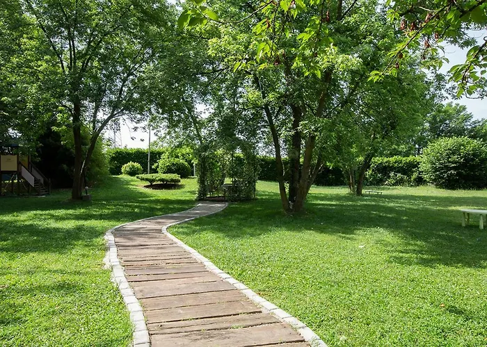 La Bergamina & Restaurant מלון ארקורה